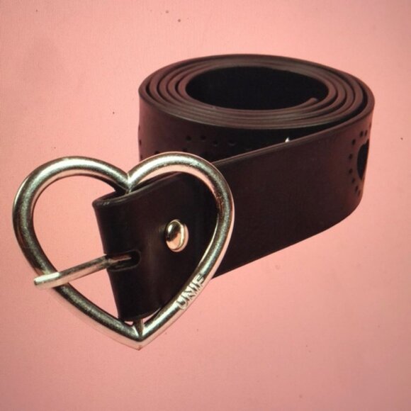 UNIF Heart black faux leather Heart belt - Picture 2 of 7